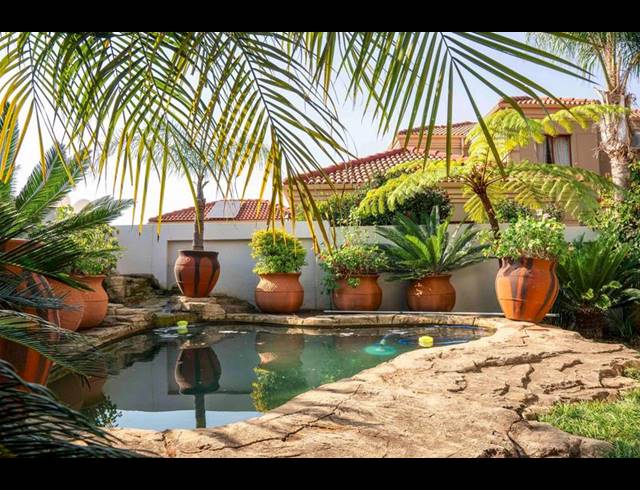 4 BEDROOM HOUSE FOR SALE IN AMOROSA